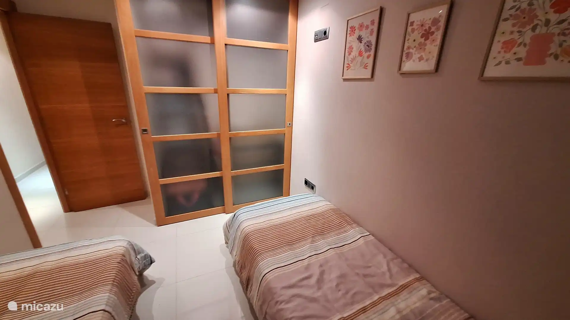 Grote inbouwkast in de 2de slaapkamer