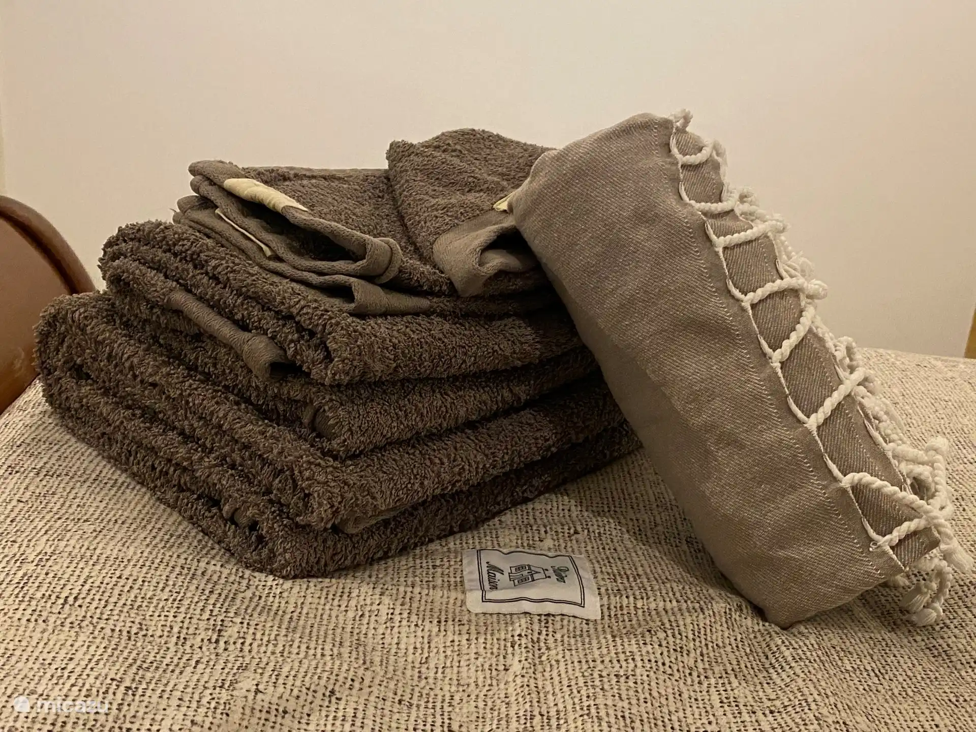 Für jede Person jede Woche frische Handtücher. Es besteht auch die Möglichkeit, sich mit der Waschmaschine und dem Trockner zu waschen