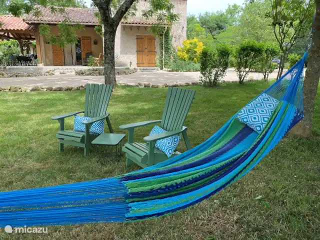 A Soulas huren in Frankrijk, Gers, Armous-et-Cau  - villa meerder hangmatten en relaxstoelen vind je in onze tuin