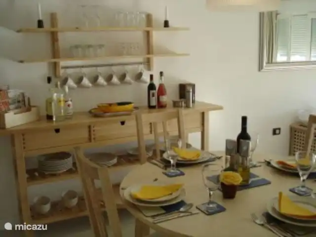 Appartement penthouse vue mer | Espagne, Costa Blanca, Benissa - appartement Salle à manger intérieure avec 
table pour 6 personnes.