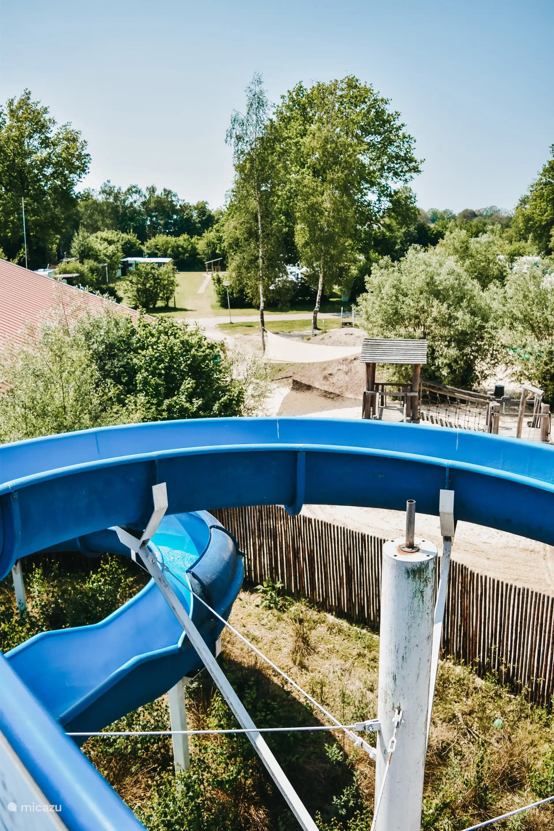 50 Meter Rutschen!
Wirst du die schnellste Zeit fahren?