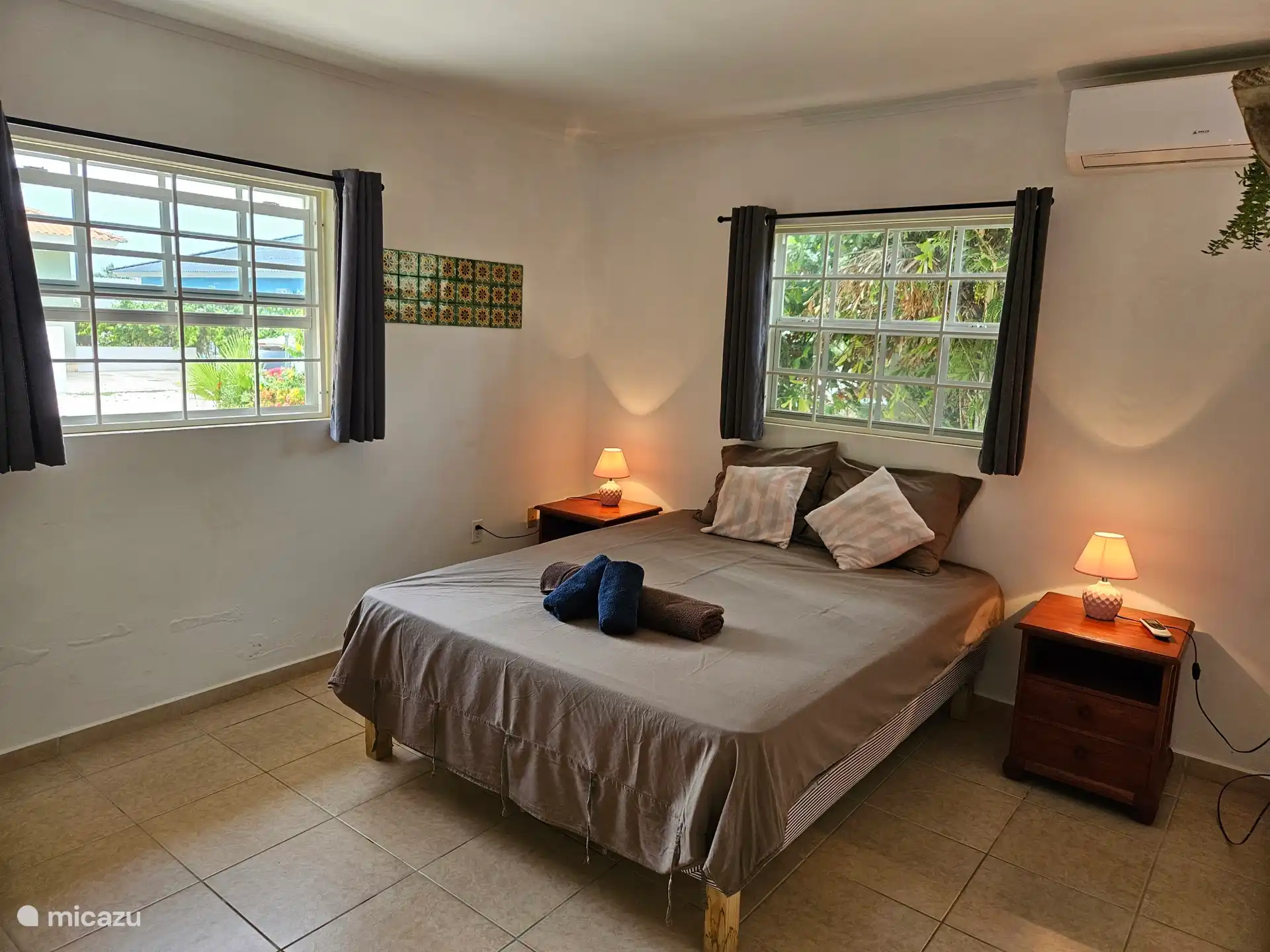 Slaapkamer met tweepersoonsbed