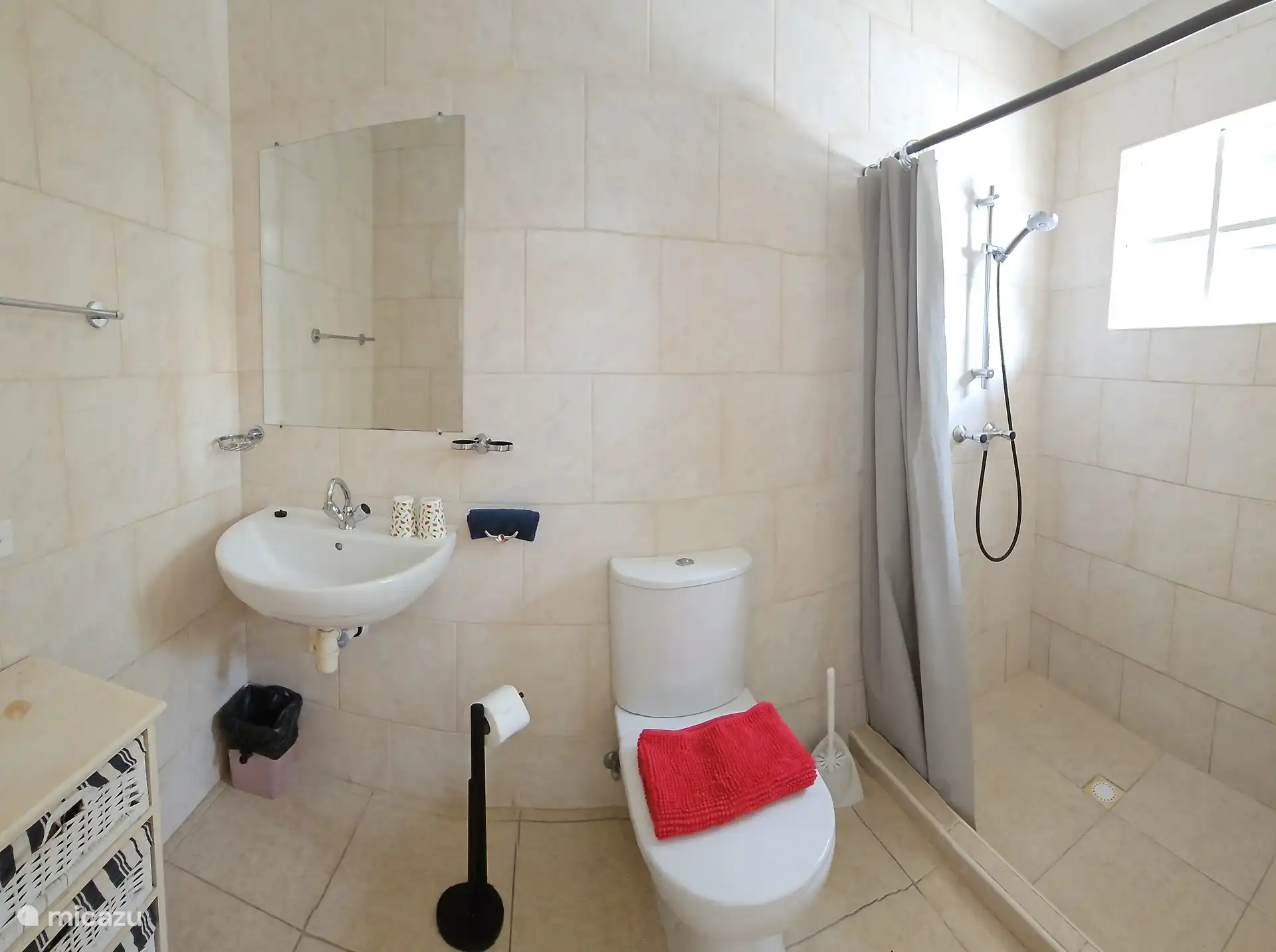 Badkamer aansluitend aan master bedroom