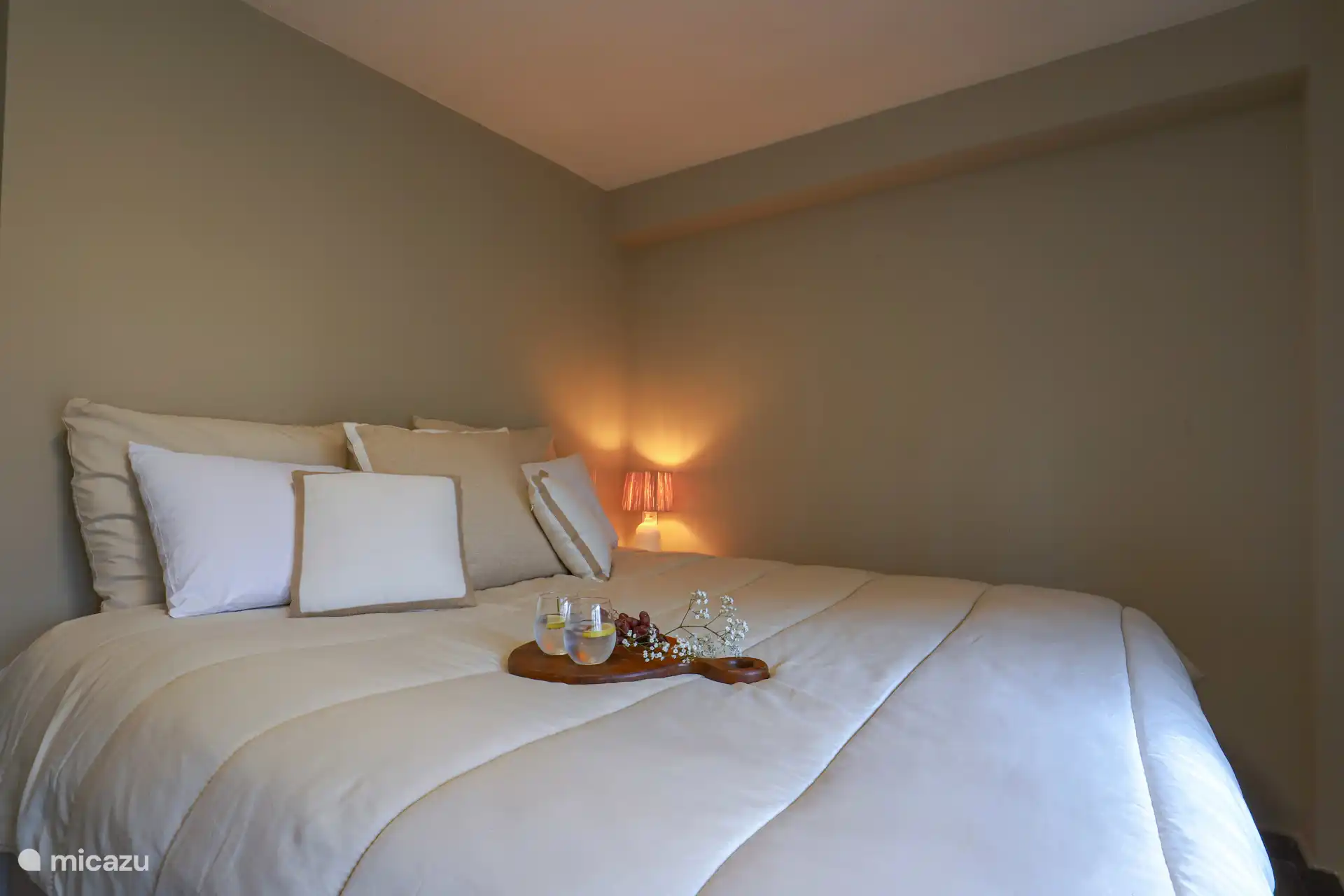 Bedroom 1, bed 180x200, sliding door wardrobe