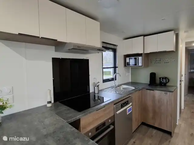 Randonnée, Pays-Bas, Groningue, Kropswolde, chalet Chalet de luxe Savâcejo dans les dunes