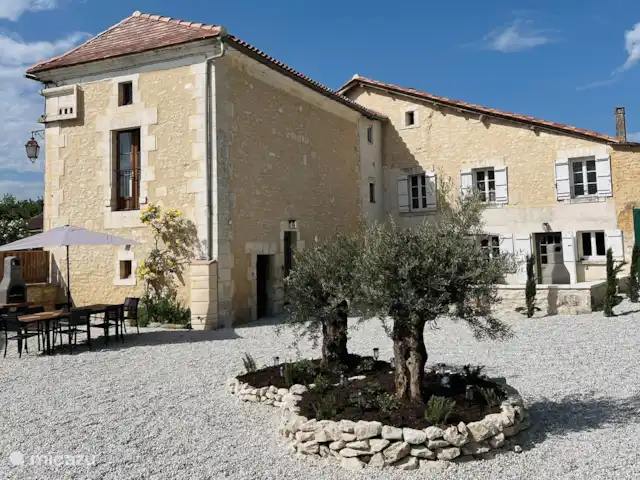 Maison Toile Moss | France, Dordogne, Cherval - maison de vacances Joli jardin clos