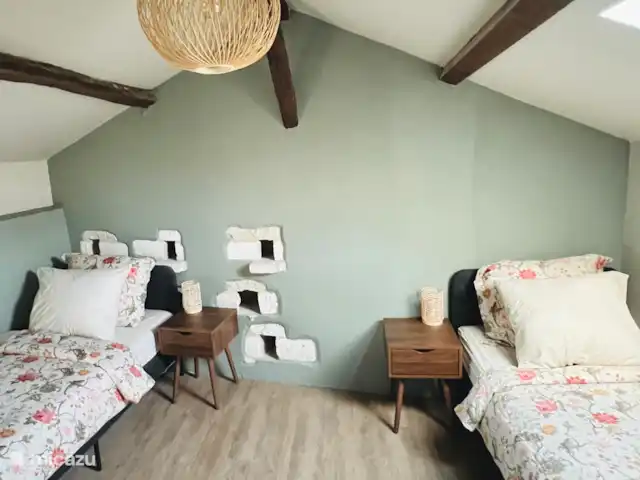 Maison Toile Moss | France, Dordogne, Cherval - maison de vacances Chambre 2 avec 2 lits simples (90x200)