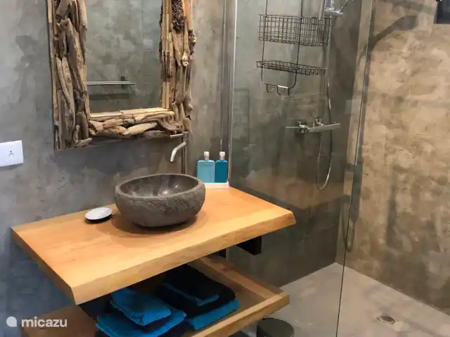 KasDes Bonaire appartement 1 huren in Bonaire, Bonaire, Kralendijk - appartement Douche