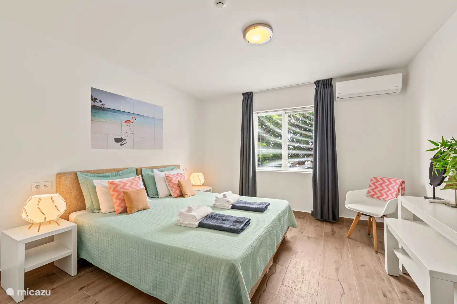 Schlafzimmer 2 Kingsize-Bett 180x210 Kleiderschrank