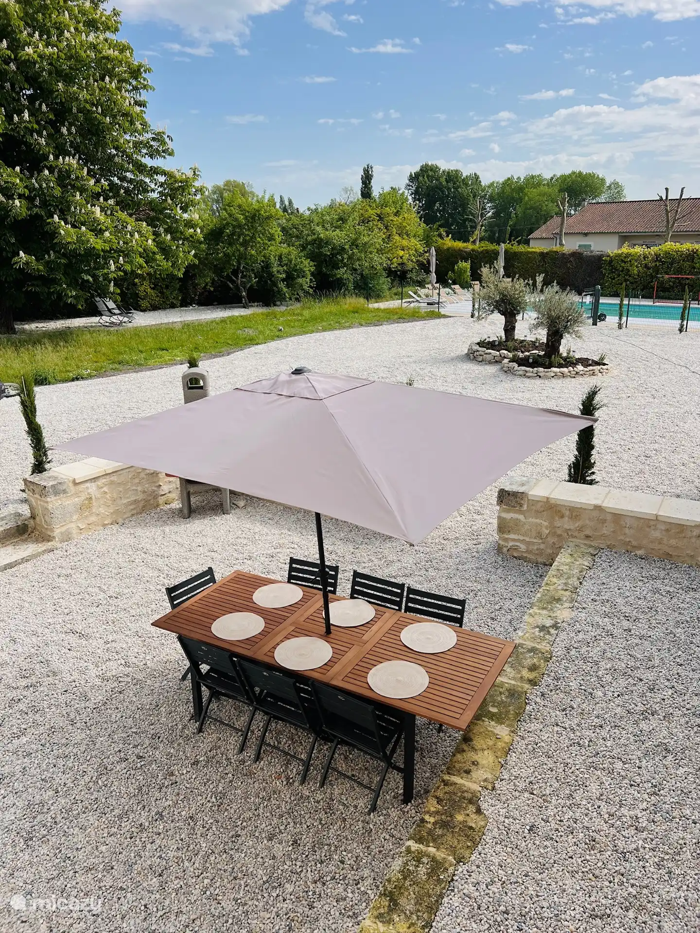 Langes Essen im Freien oder Grillen