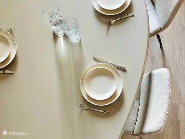 Maison de Terre | France, Dordogne, Cherval - maison de vacances Délicieux dîner ou petit-déjeuner avec toute la famille