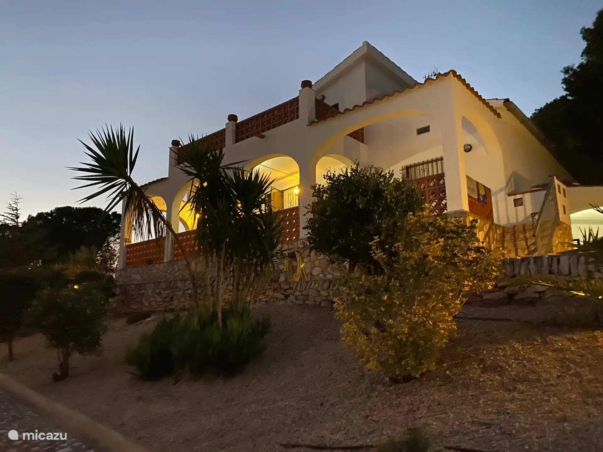 Villa Conchas bei Nacht