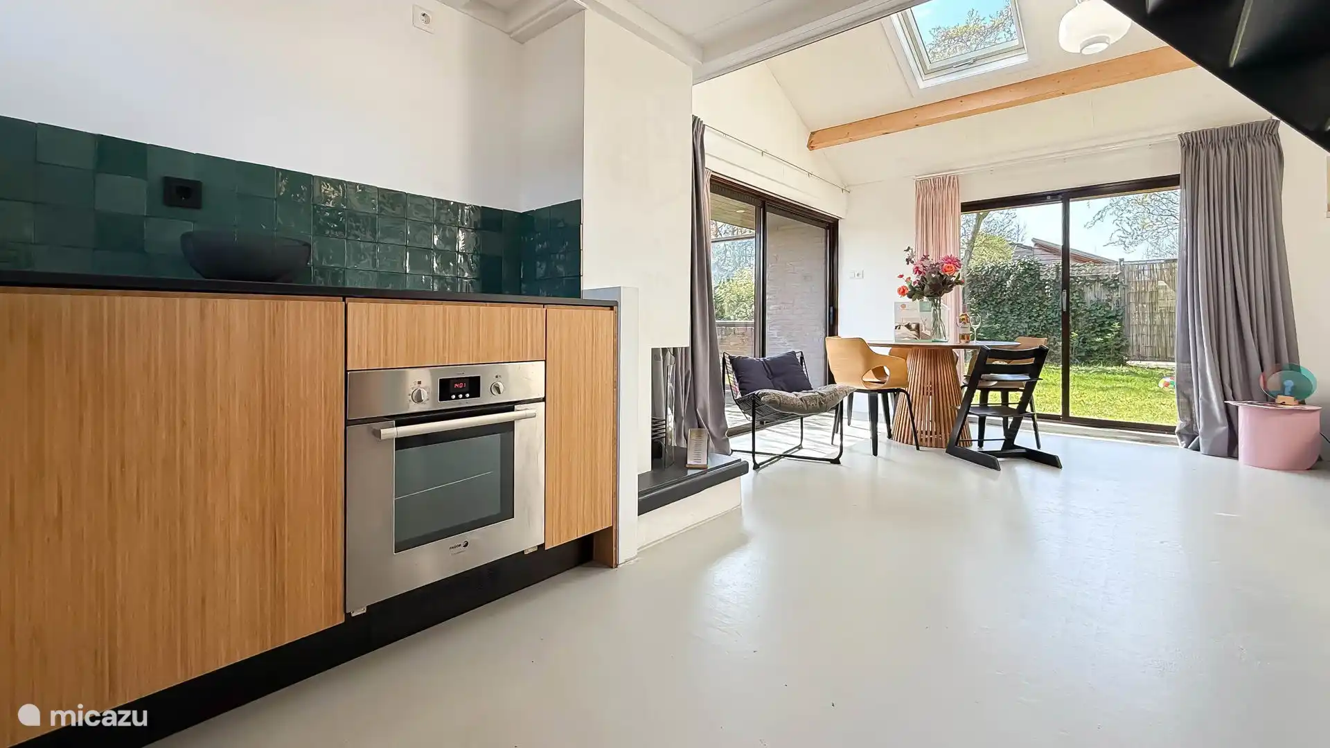 Kitchen and living room