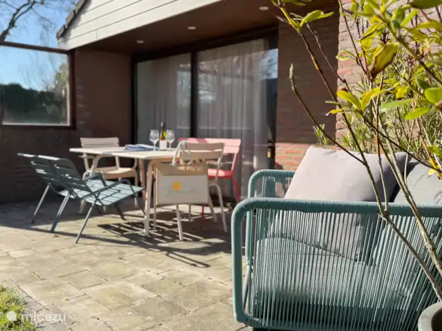 La Maison des Dunes | Pays-Bas, Hollande du Nord, Egmond aan den Hoef - maison de vacances Jardin ensoleillé, entourant la maison de vacances.