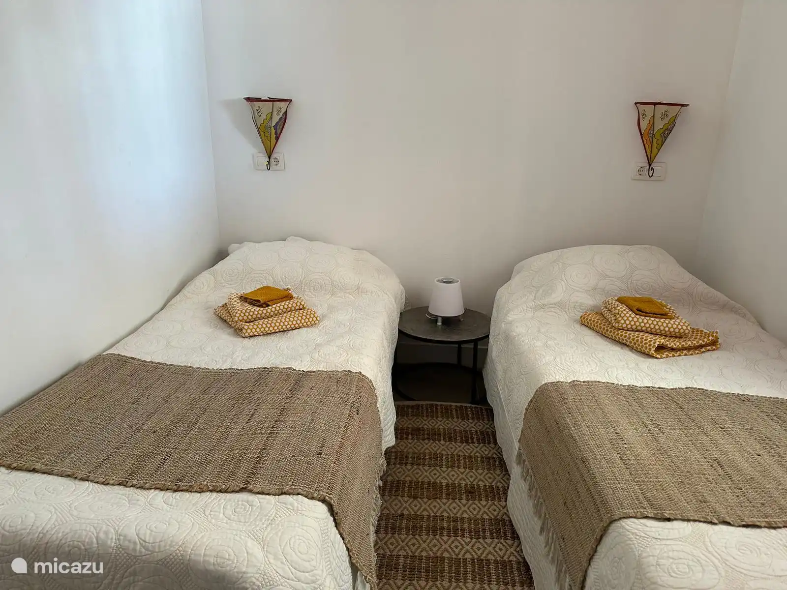 Schlafzimmer 2 x 1 Person Bett