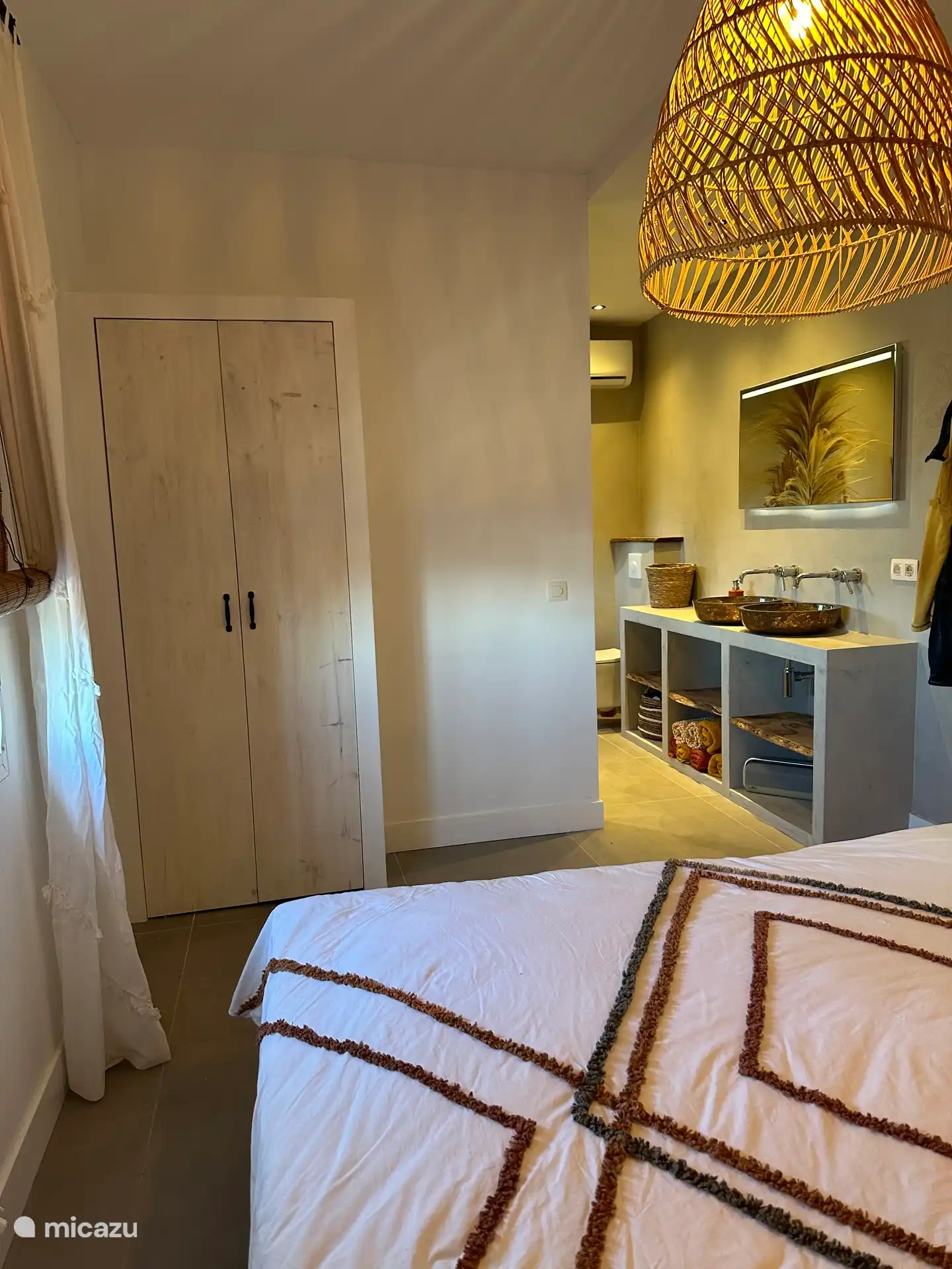 Schlafzimmer mit eigenem Bad