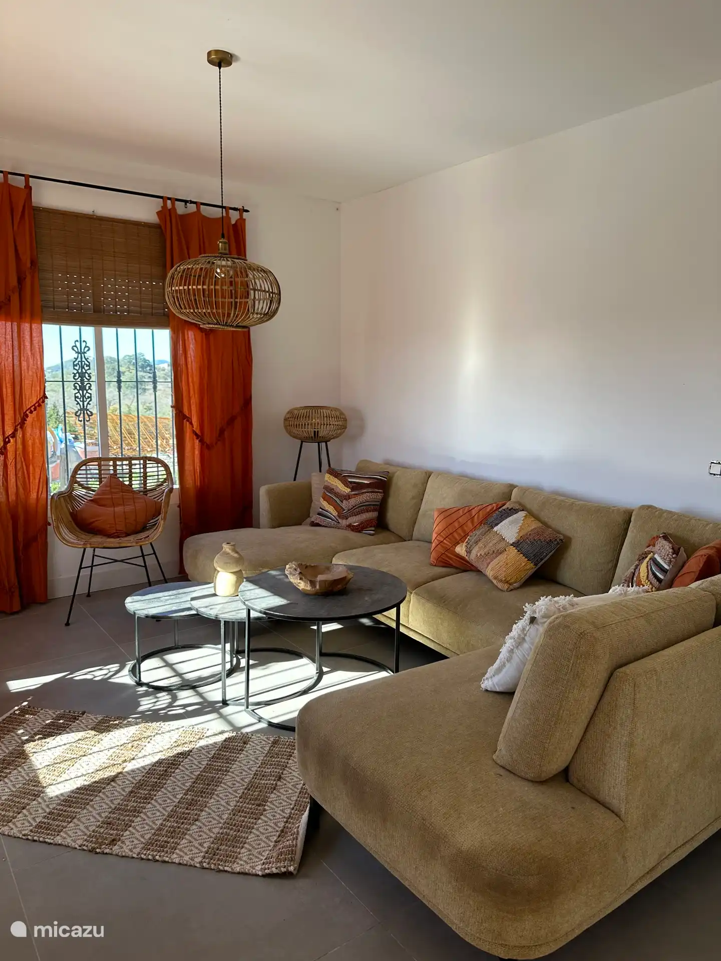 Wohnzimmer mit U-Form 