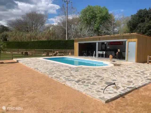 Rancho Catalán 2 en España, Costa Brava, Castell d'Aro - mobil home / caravana Casa de la piscina con piscina