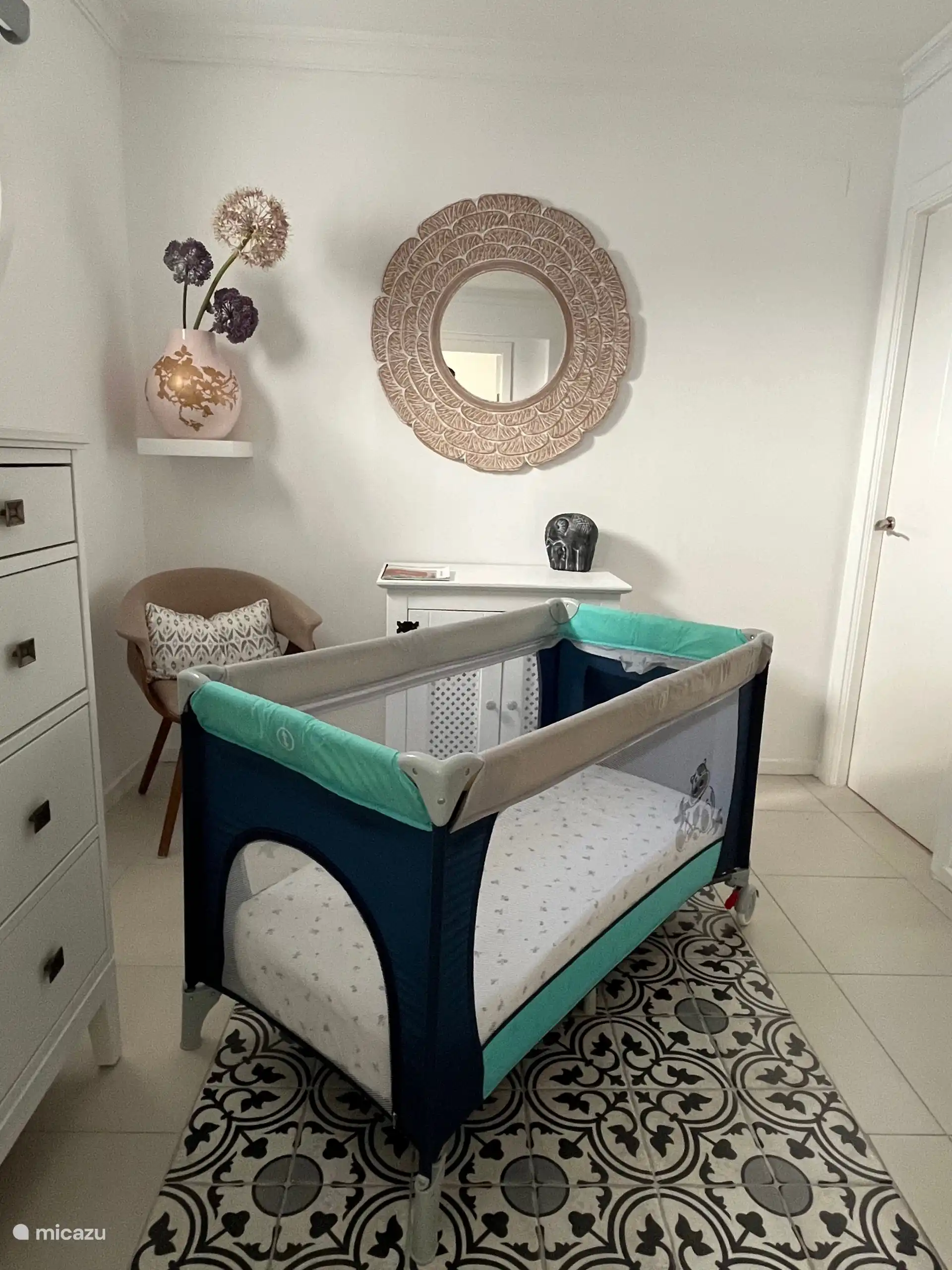 Lit bébé gratuit (jusqu’à 2 ans) sous réserve de disponibilité.