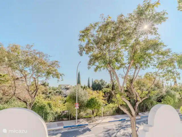 Location de Vacances Espagne, Costa del Sol, Marbella, maison de vacances - VIME Stylish Marbella Townhouse Vue depuis la terrasse