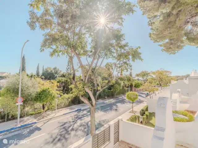 Location de Vacances Espagne, Costa del Sol, Marbella, maison de vacances - VIME Stylish Marbella Townhouse Vue depuis la terrasse