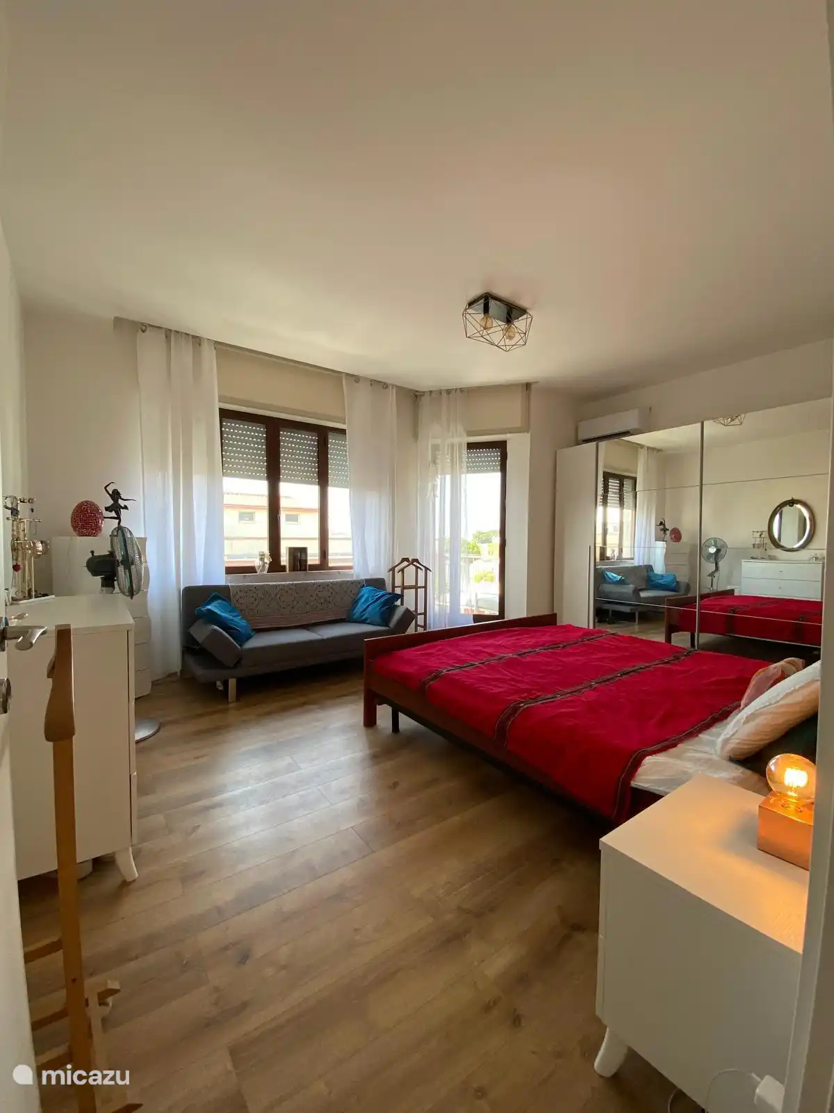 Dormitorio 2, amplio y lujoso.