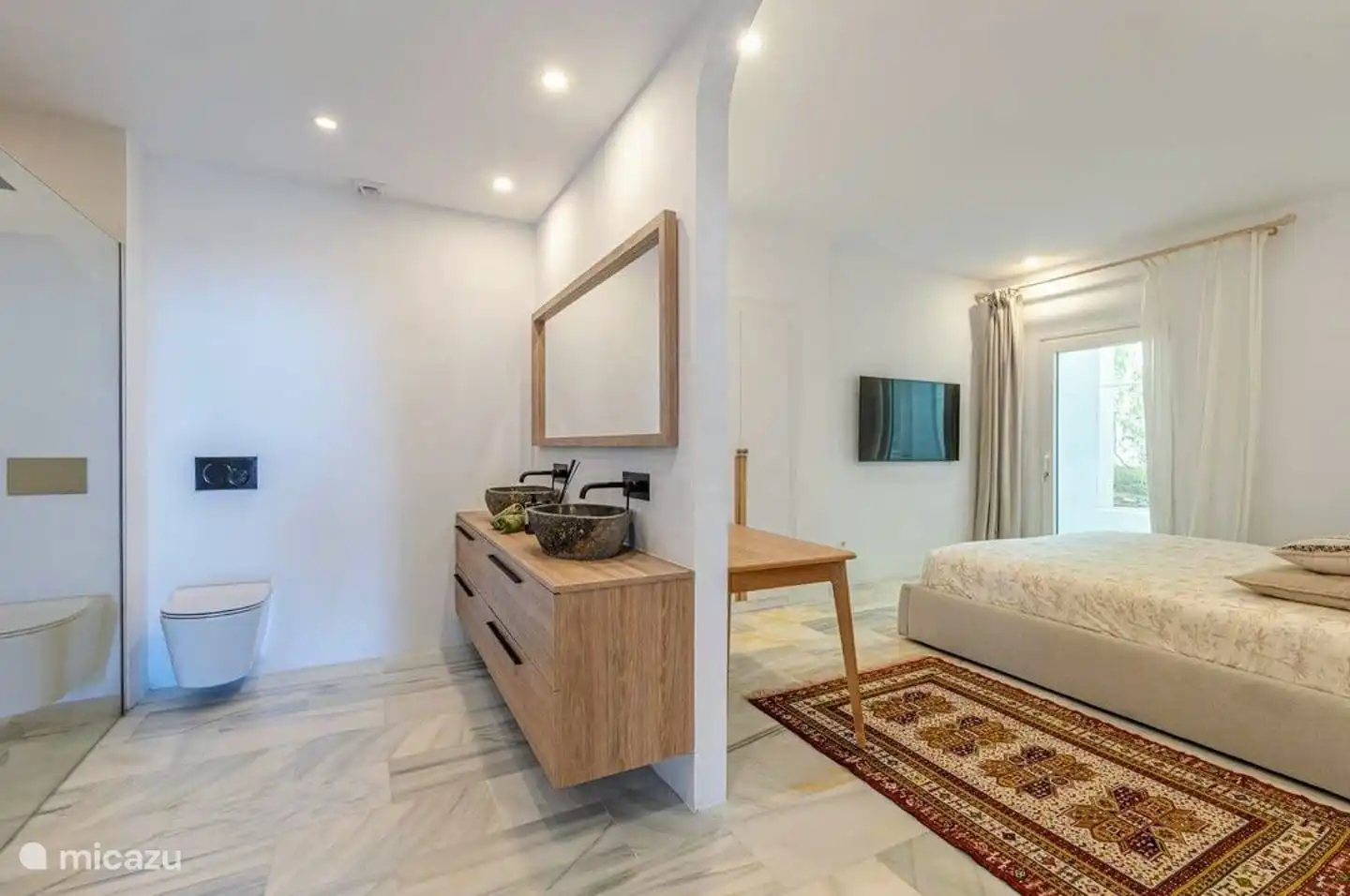 Ba&#241;o en suite para el 2&#186; dormitorio