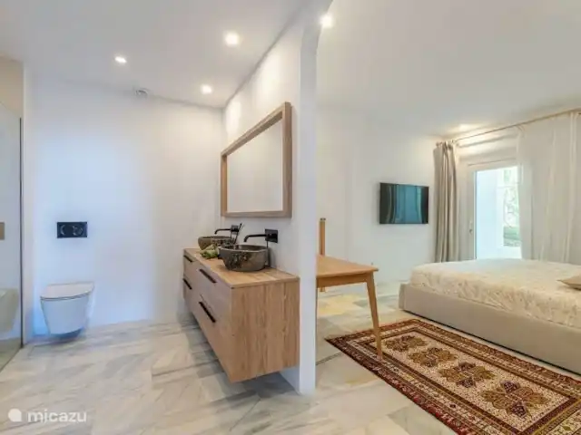Paradis côtier de Marbella | Espagne, Costa del Sol, Marbella - appartement Salle de bain attenante pour la 2ème chambre