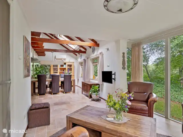 Maison de vacances à Twente ♥ | Pays-Bas, Overijssel, Bornerbroek - maison de vacances Salon spacieux avec table à manger