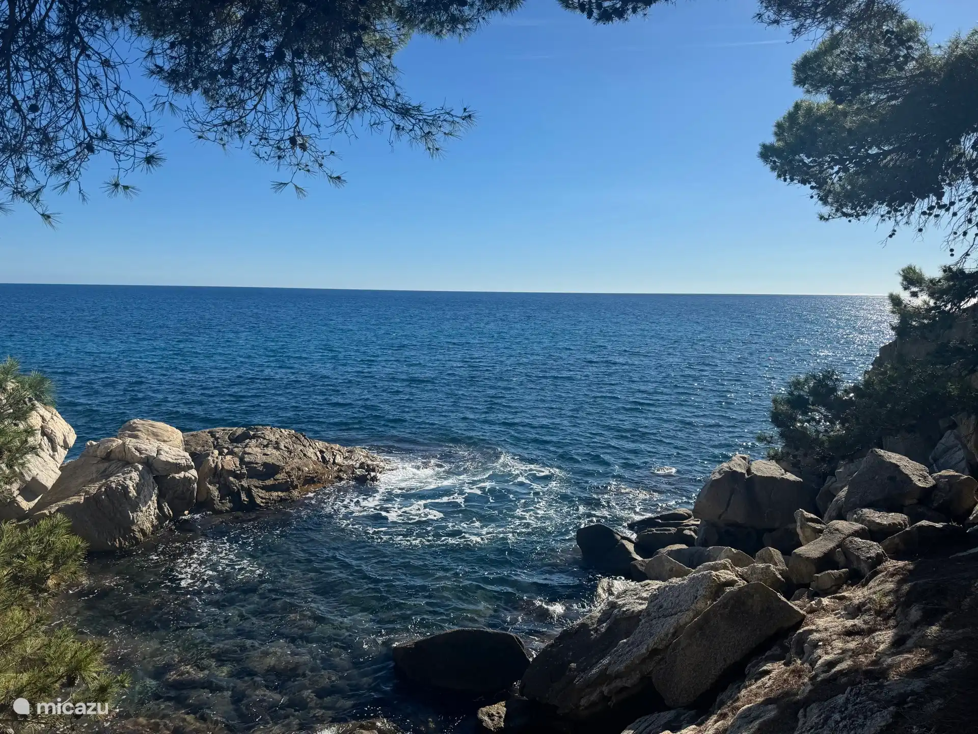 Kristallklares Wasser zum Schnorcheln!