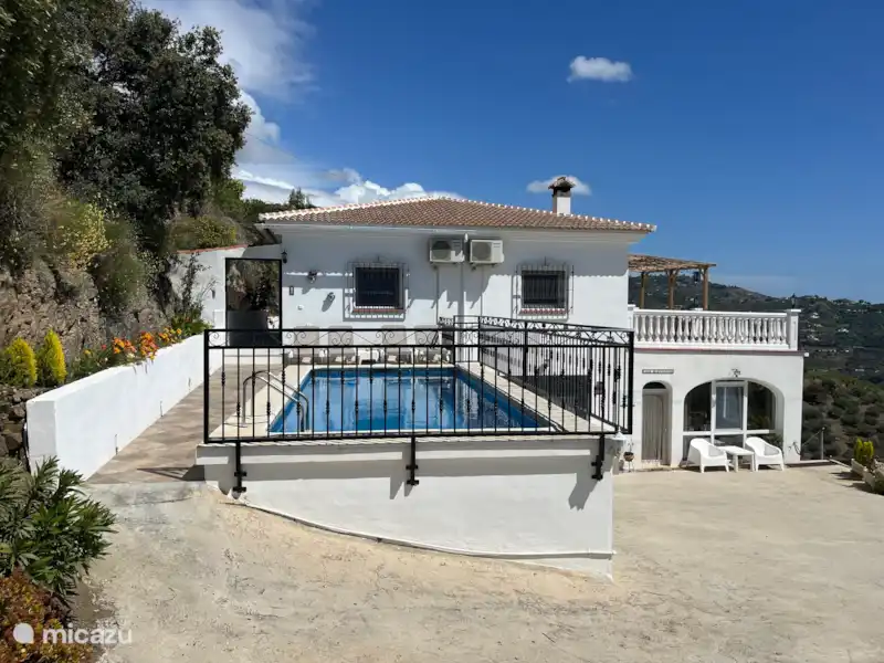 Chambre Montana B&B Casa-Bienvenido | Espagne, Andalousie, Arenas - Chambres d'hôtes Chambre Montana B&B Casa-Bienvenido | Espagne, Andalousie, Arenas - Chambres d'hôtes