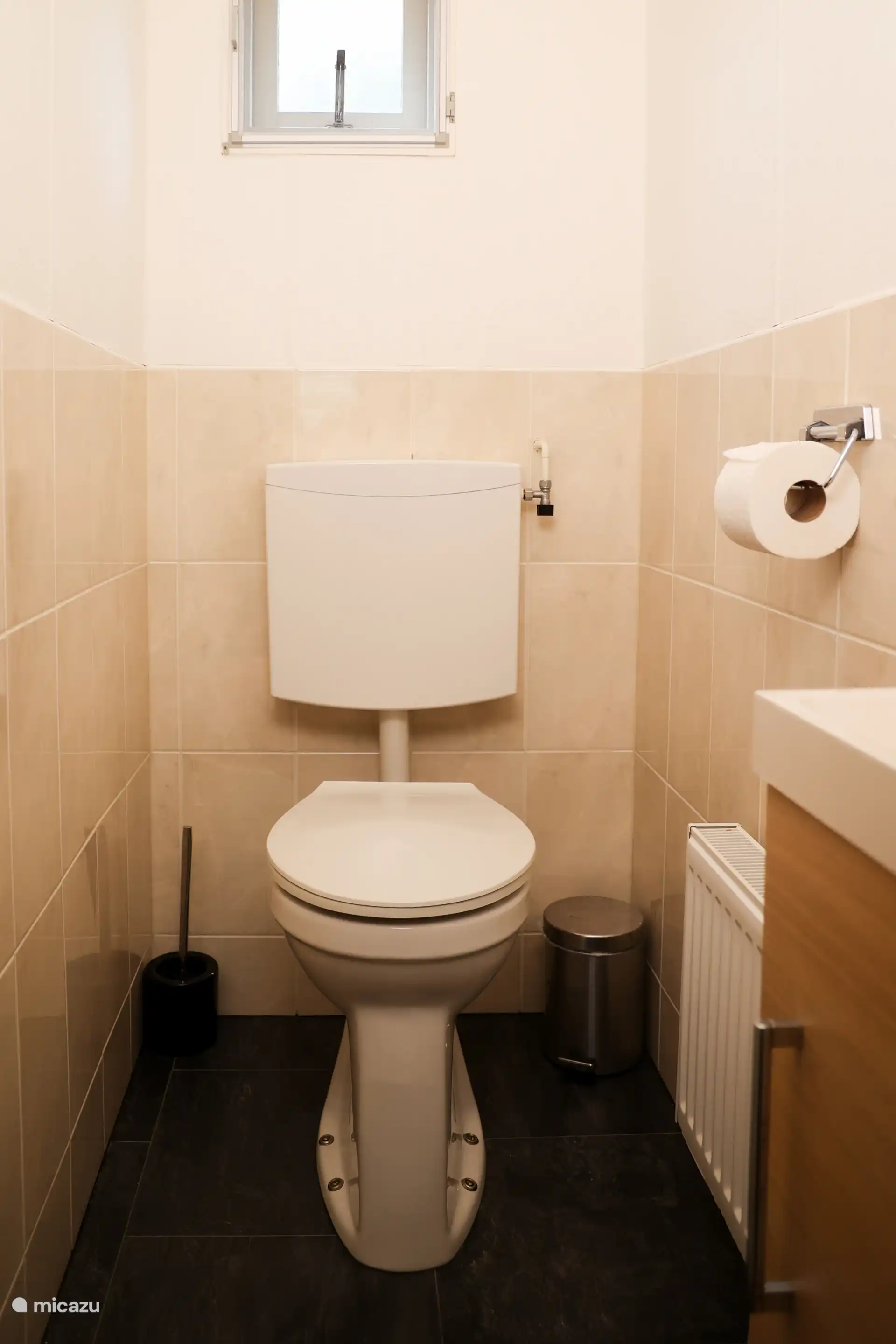 Separate Toilette