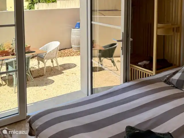 Las cigarras de St-Quentin-la-Poterie en Francia, Gard, Saint-Quentin-la-Poterie - casa vacacional Dormitorio 1, cama 160x200 cm