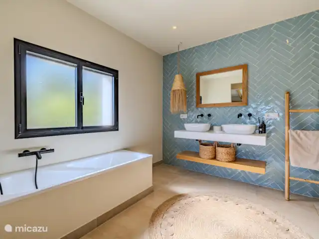 Casa Florentin | Espagne, Costa Blanca, Jávea - villa Salle de bain appartenant à la chambre du rez-de-chaussée avec baignoire
