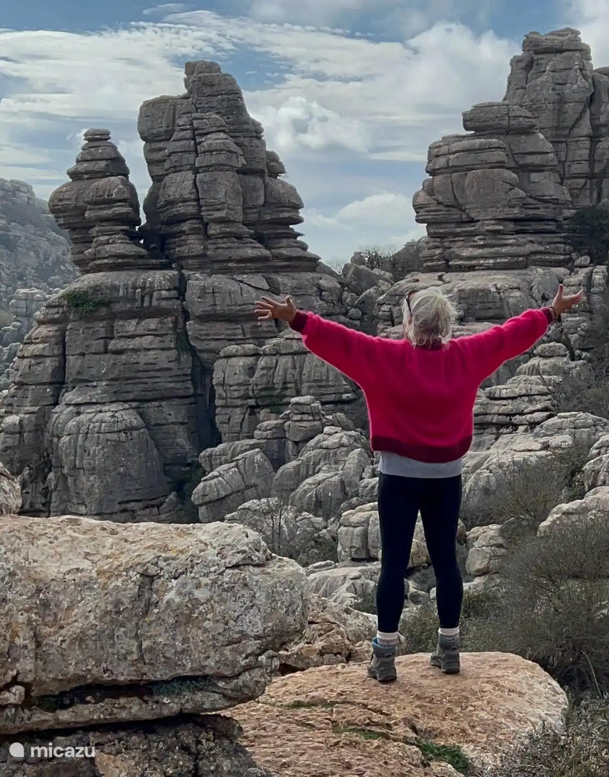 Naturschutzgebiet Torcal de Antequera. Er existiert seit 1929 und hat eine Größe von 1171 Hektar. Es ist vor allem für seine Gesteine bekannt, die durch Erosion in markante Formen gebracht wurden