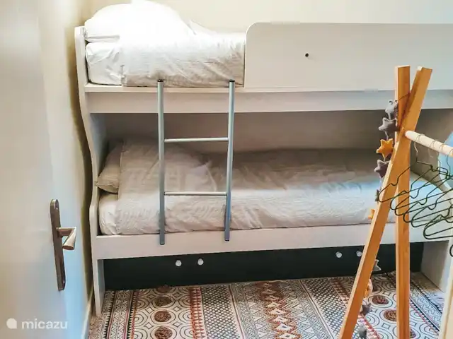 Location de Vacances Espagne, Costa Dorada, Mont-Roig del Camp, maison de vacances - Casa Porta Verda La chambre des enfants avec lits superposés