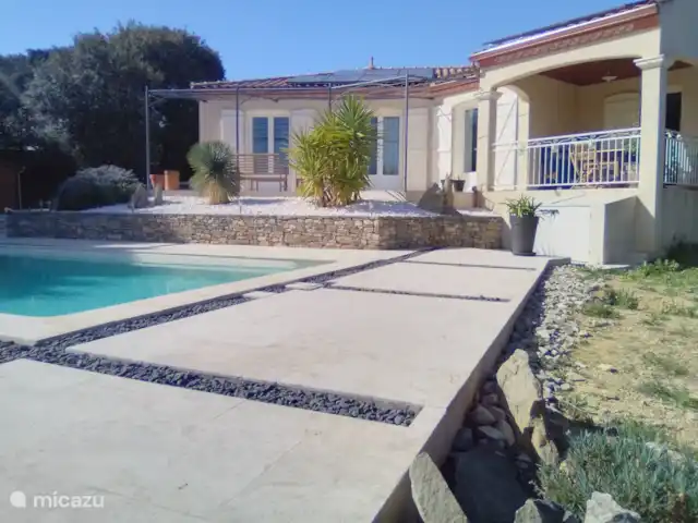 Location de Vacances France, Hérault, Siran-Najac, villa - La Cremade Terrasse et piscine plein sud