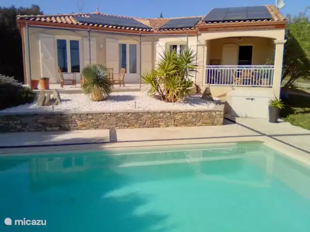 Location de Vacances France, Hérault, Siran-Najac, villa - La Cremade Terrasse et piscine plein sud