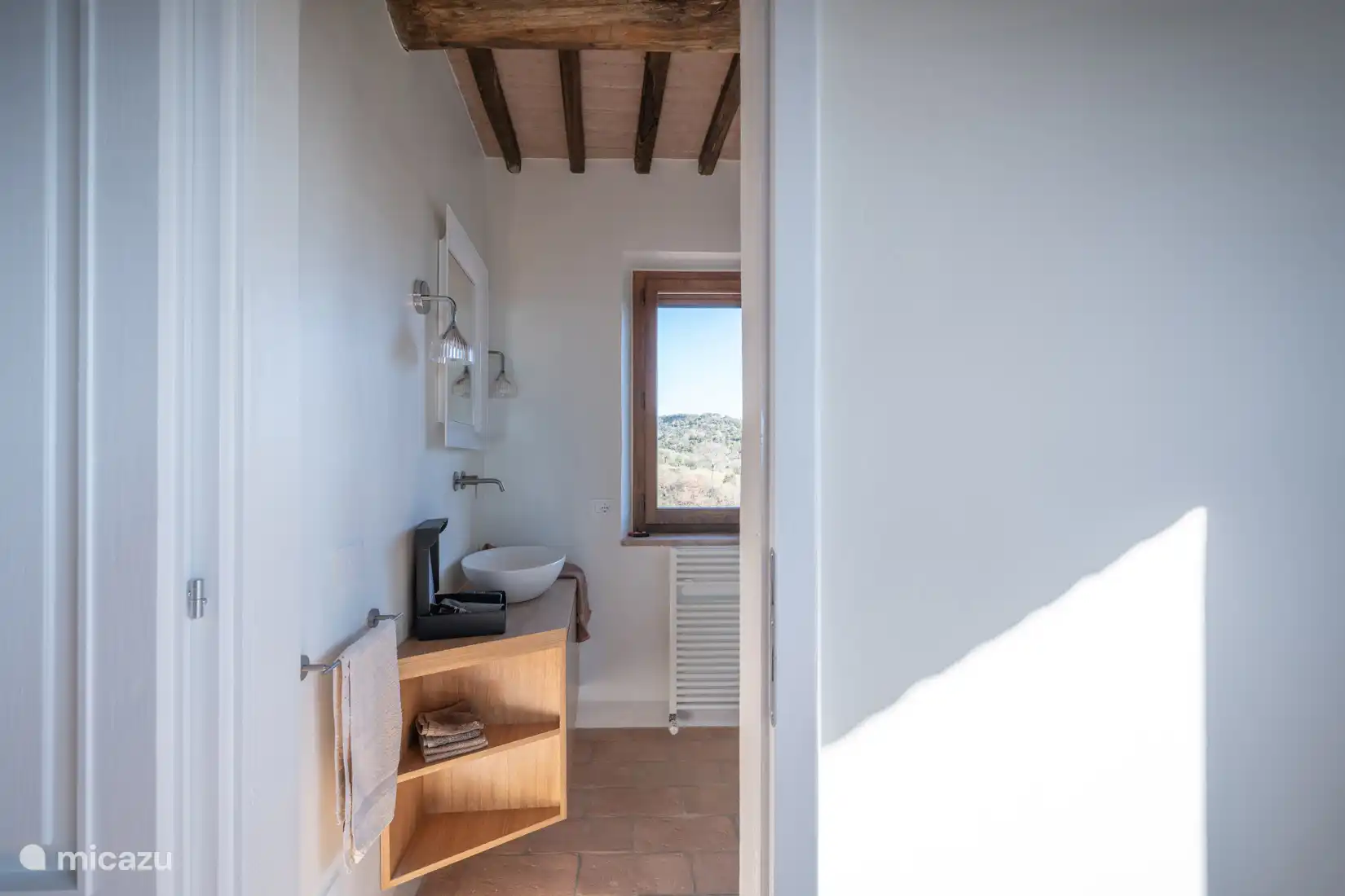 Salle de bain chambre principale au premier étage de la maison principale