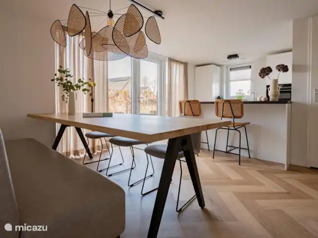 Dormir au bord de la mer | Pays-Bas, Hollande du Nord, Saint Martin - maison de vacances Table à manger et cuisine