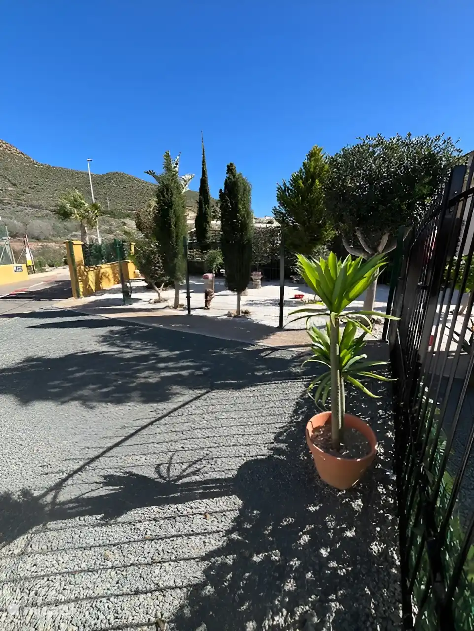 Veel ruimte om de auto te parkeren