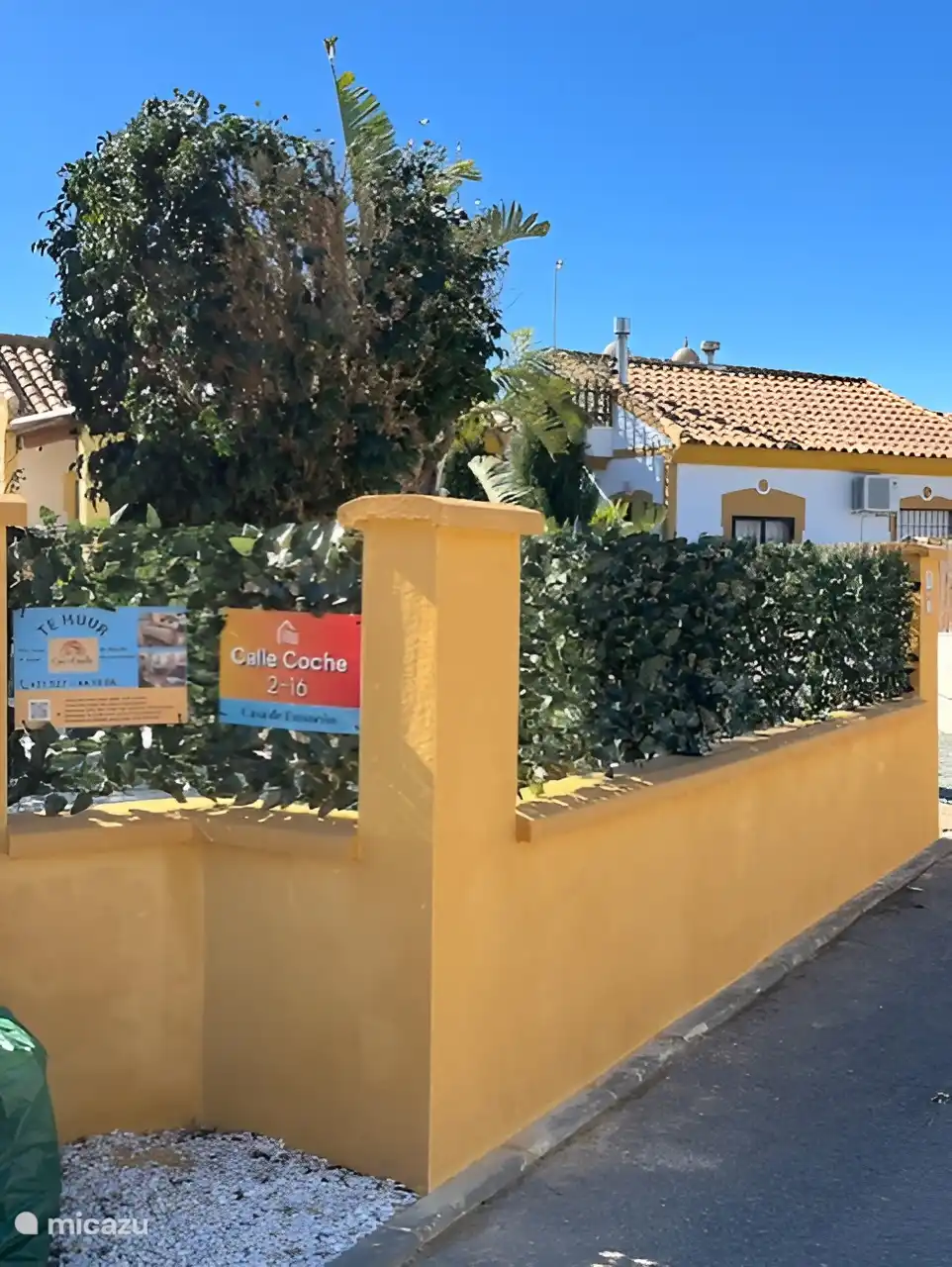 Geheel afgescheiden tuin 