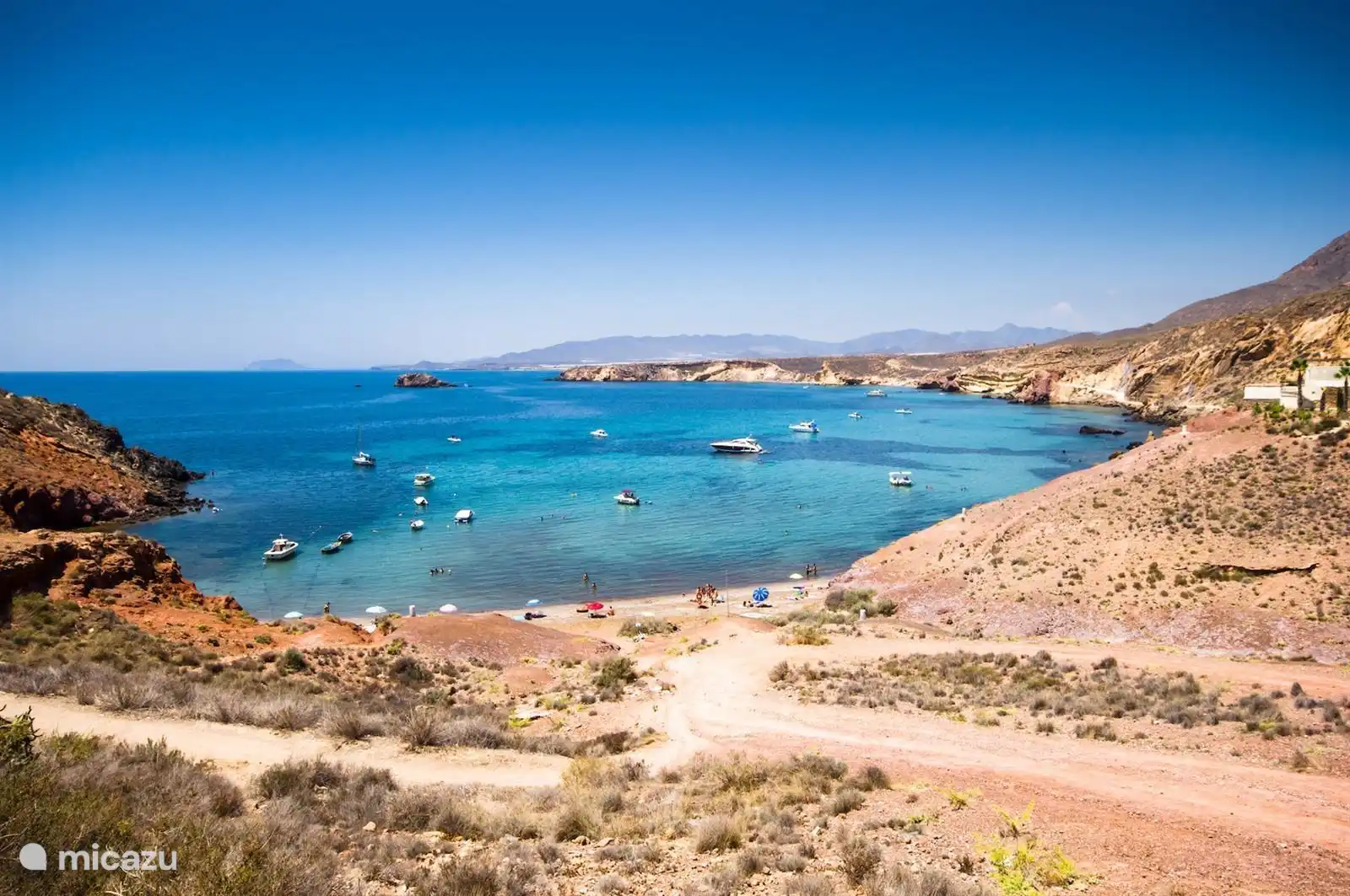 Playa de La Isla 8 km von Mazarron entfernt