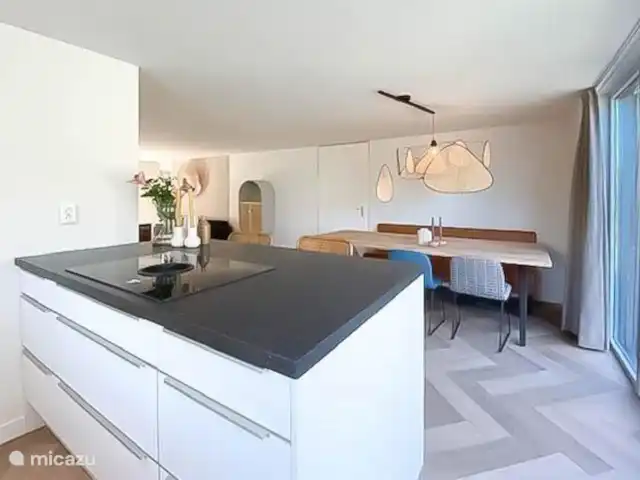 Hip à Sint Maarten | Pays-Bas, Hollande du Nord, Saint Martin - maison de vacances Îlot de cuisine et table à manger