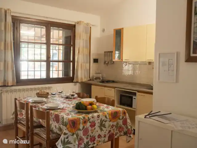 Le Rose huren in Italië, Toscane, Guardistallo - appartement keuken