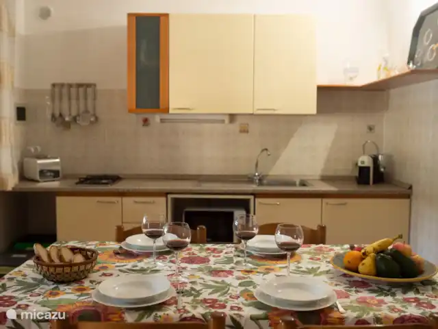 Le Rose huren in Italië, Toscane, Guardistallo - appartement Keuken