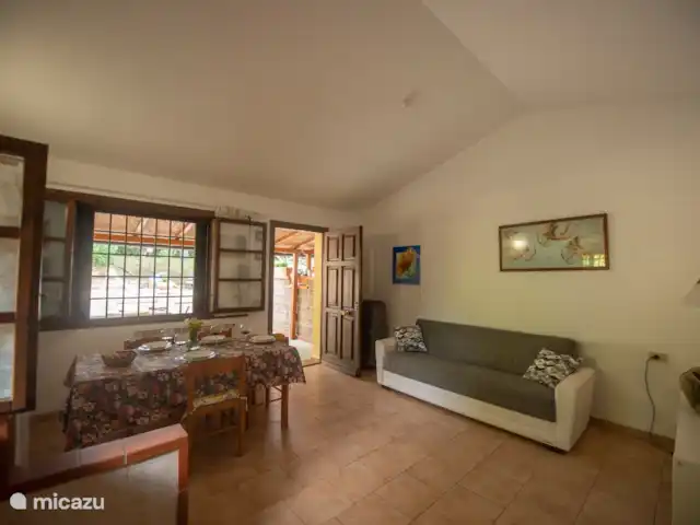 I Limoni huren in Italië, Toscane, Guardistallo - appartement Woonkamer