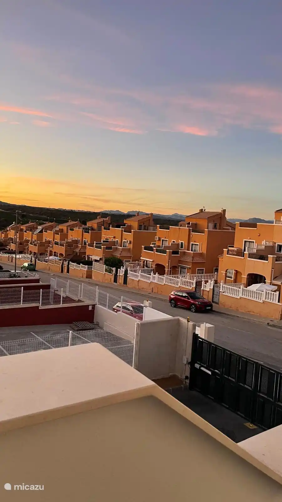 Upon arrival you will see a beautiful street and neighborhood. You can also easily park here by car. Parking is free and available close to the property.