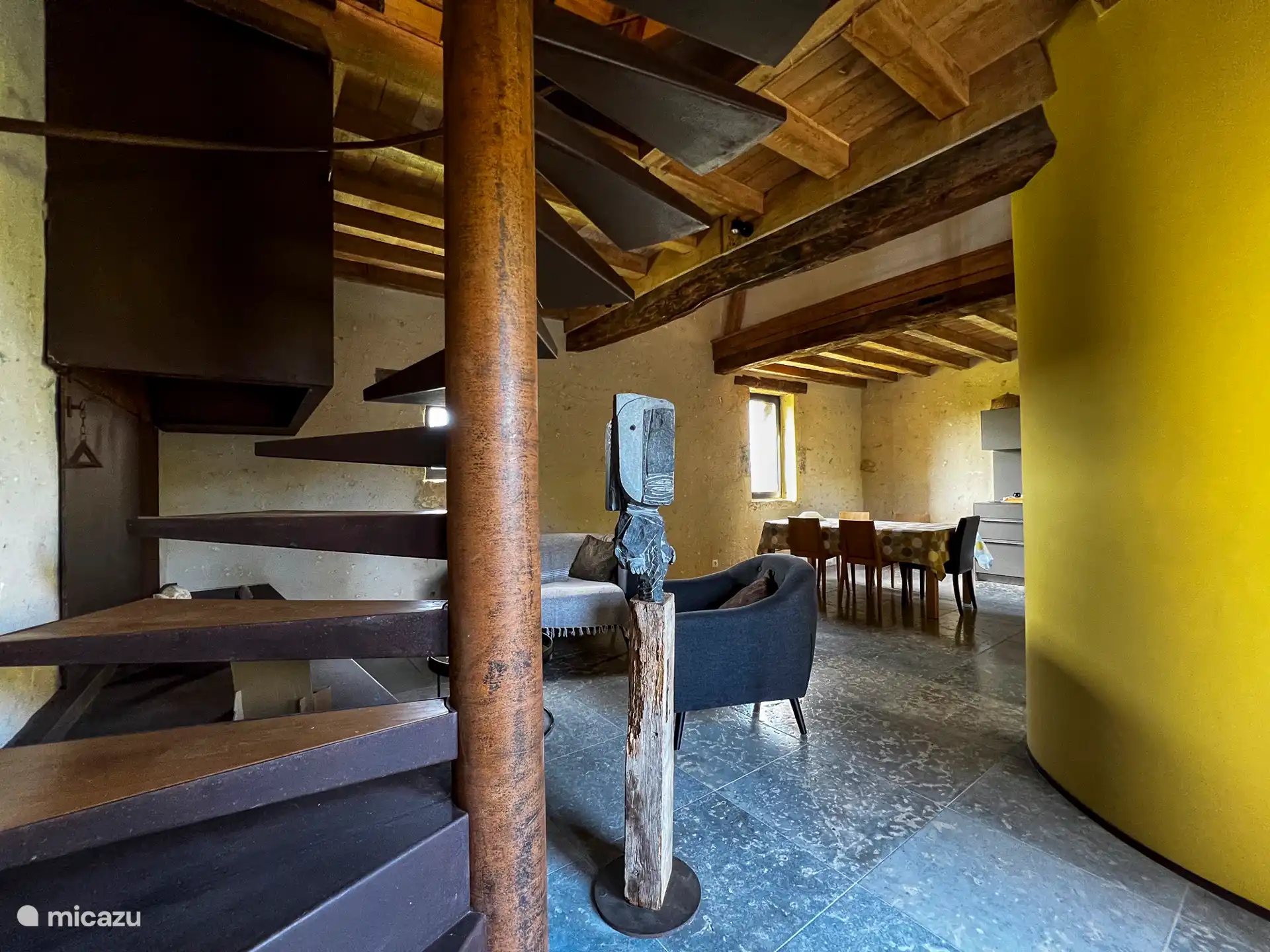 La habitación principal tal y como se ve al entrar en la casa