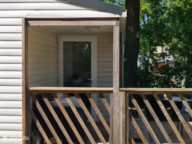 Chalet Twente en Países Bajos, Overijssel, Lattrop - chalet Patio parcialmente cubierto